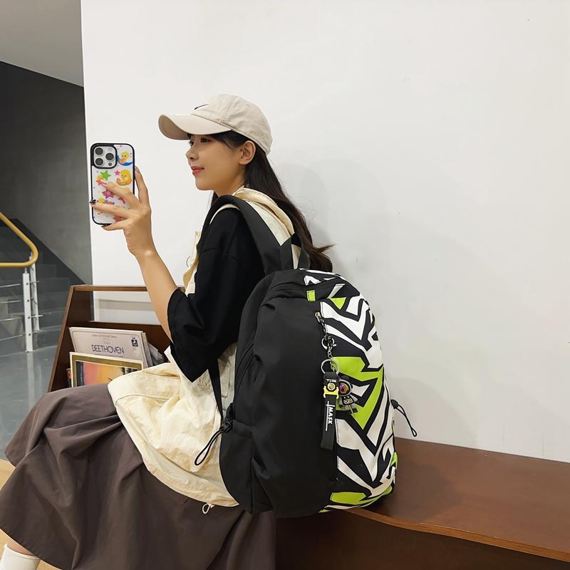 Creative Backpack for Boy Fashionable Backpack for Girl Lightweight Backpack for Women Mother Kids Bags for Girl