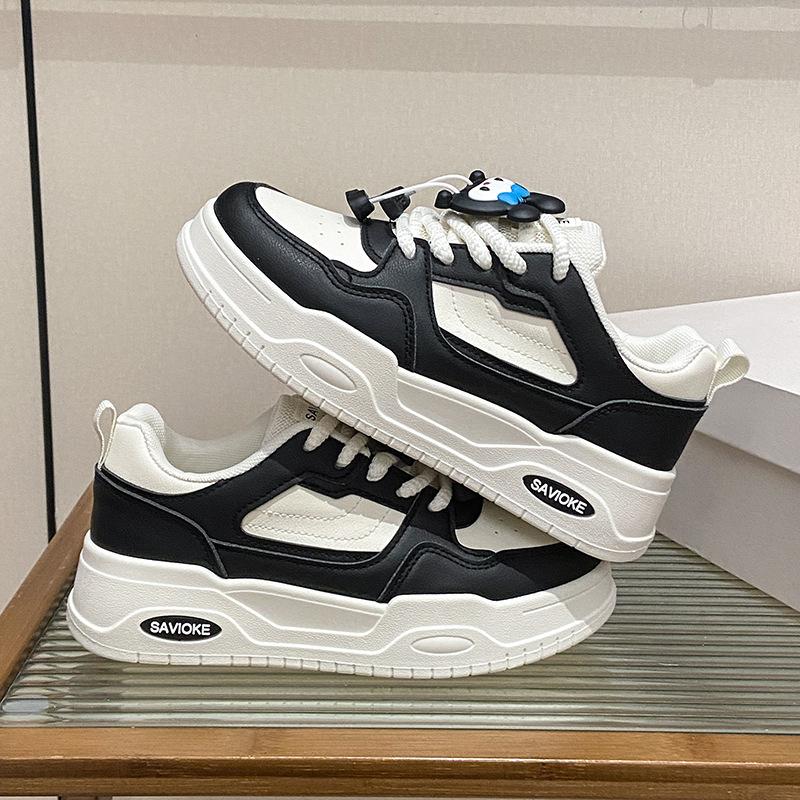 2025 little white shoes women's spring new Korean version ins female students leisure sports versatile board shoes street shooting women's shoes P309