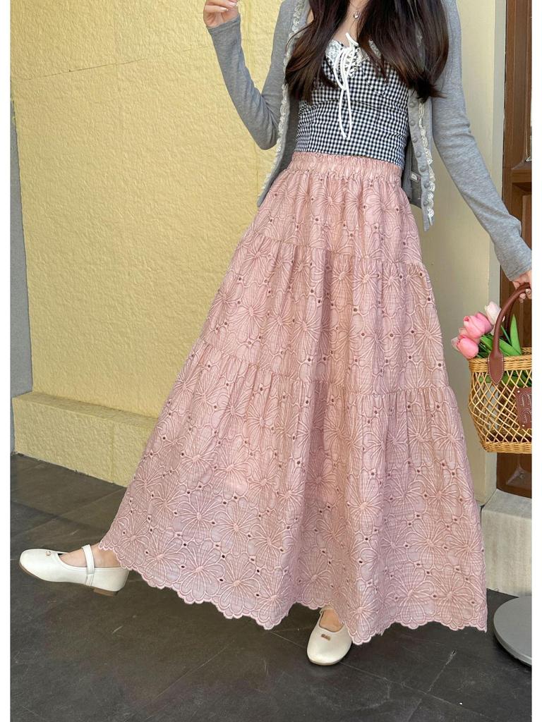 2026 Autumn Women's French Retro Elastic Waist Embroidered Hollow Out Long Skirt