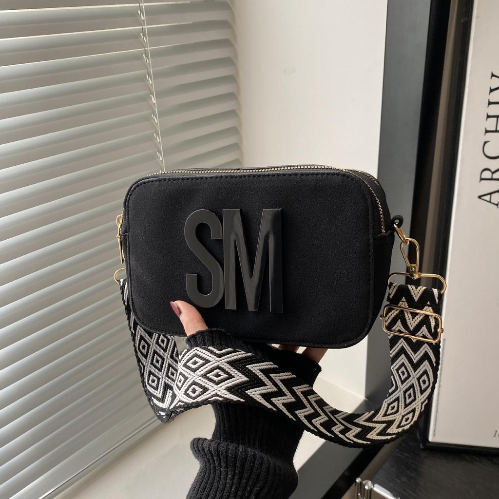 Personalized fashion trend women's bag casual versatile niche letter small square bag wide shoulder strap popular single shoulder messenger bag