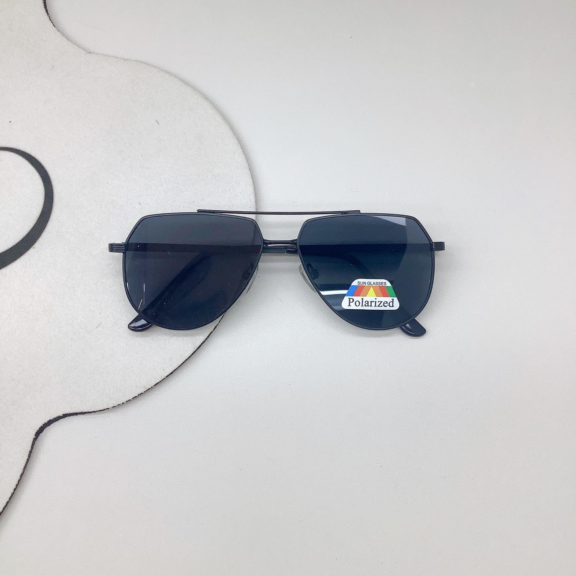 

Классические поляризованные солнцезащитные очки для вождения на открытом воздухе, персонализированные очки Toad, большая оправа, мужские и женские солнцезащитные очки, прямые поставки черный серый