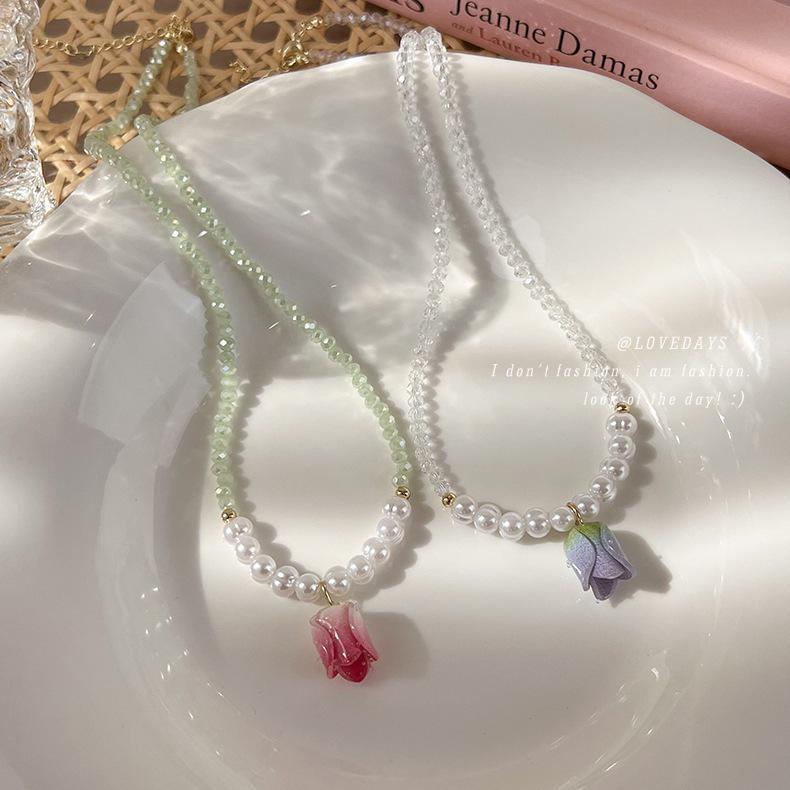 Elegant Tulip Pearl Crystal Necklace: Spring/Summer Style Clavicle Chain for Women