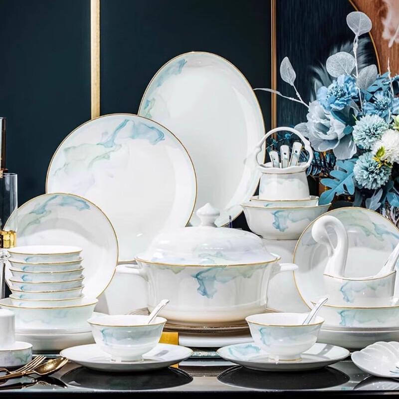 Elegant Jingdezhen 62-Piece Porcelain Dinnerware Set 62-Piece