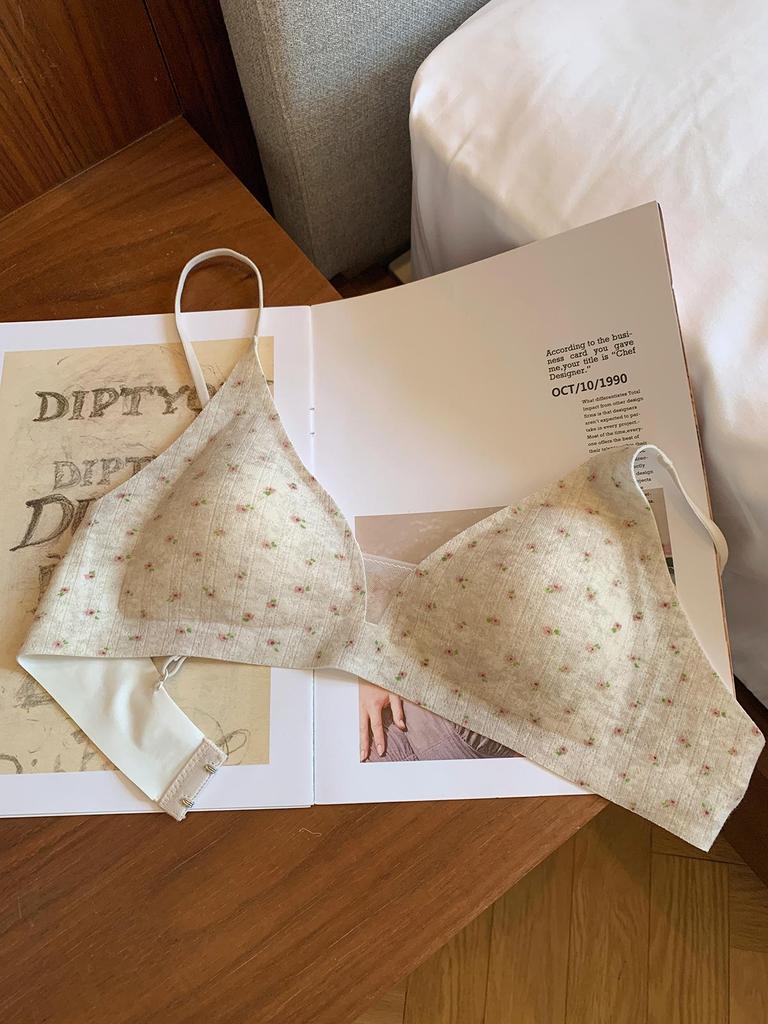 Sweet & Breathable Wire-Free Triangle Bra: Seamless, Thin Strap, Uplifting & Anti-Sagging Comfort for Women