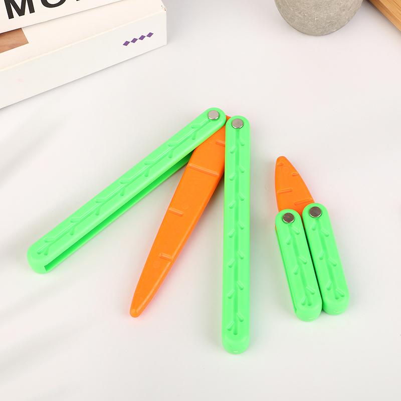 3D Printing Gravity Radish Knife Mini Carrot Model Push Card Decompressionn Toy Student Prize Children'S Cognitive Toys