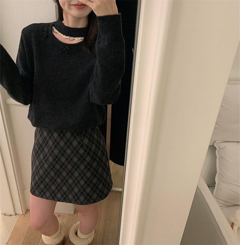 

Нежный и шикарный свитер с кружевной вставкой на шее, женский, новый, весенне-осенний, трикотажный топ с бантом и открытой ключицей Average size 57-173 чёрный