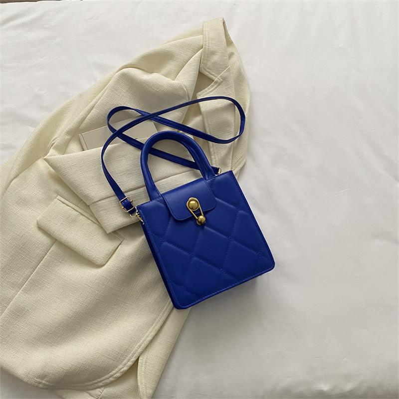 

Chic Black Pu Small Square Bag For Women With Stylish Quilted Design And Casual Appeal
