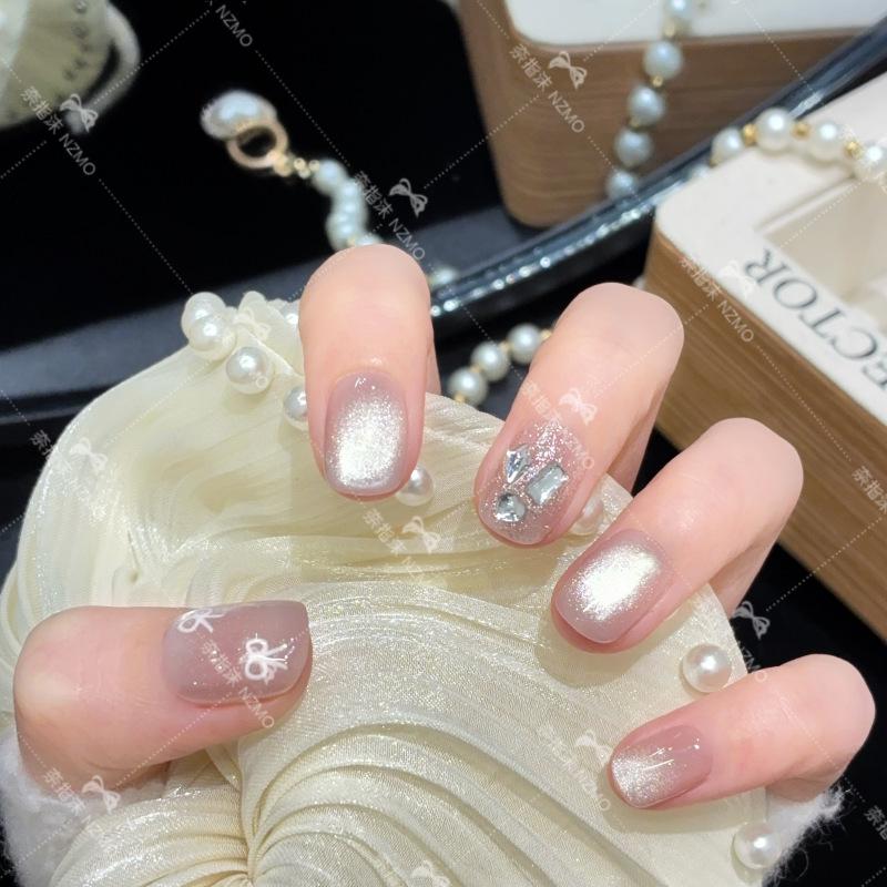 L69 Rhinestone Cat Eye Whitening Press-on Nails S (Beaded Nails)