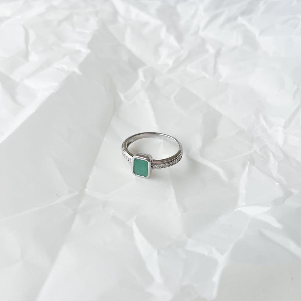 Silver Ring with Natural Emerald 1.185ct, Product Weight 2.54 G (2152903)
