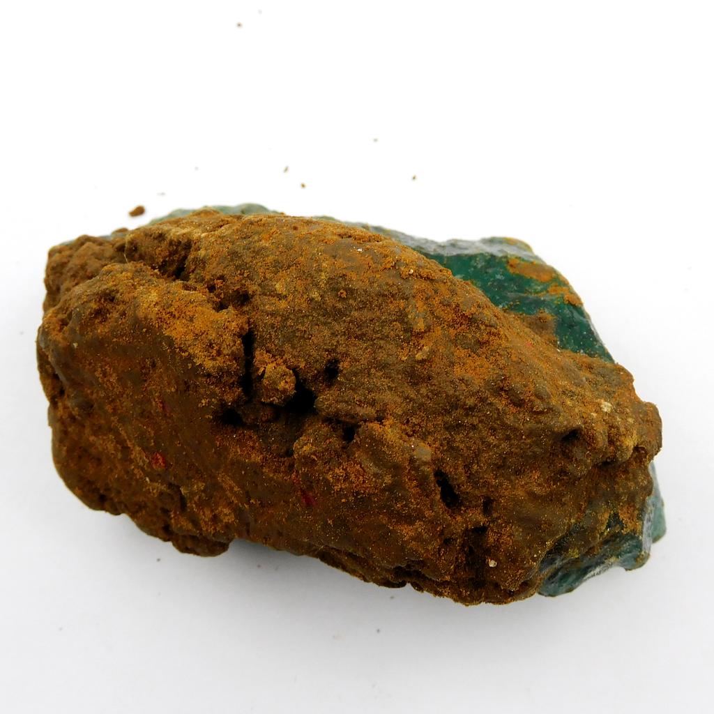 Natural Green Emerald 1010.9ct Rough Certified Loose Gemstone