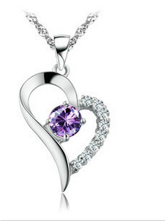 

Ши Хунъюань Элегантное колье с бриллиантом «Поцелуй сердца»