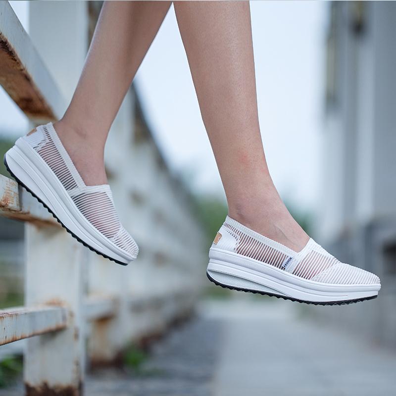Fashion Women Leisure Sports Comfortable Platform Breathable Mesh Lightweight Summer Walking Shoes Anti Slip Thick Soled Casual Shoes