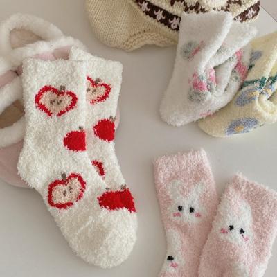 Damen Herbst- und Winter Plüsch Verdickte Warme Liebliche Korallenvlies Haus Schlaf Boden Röhren Baumwollsocken