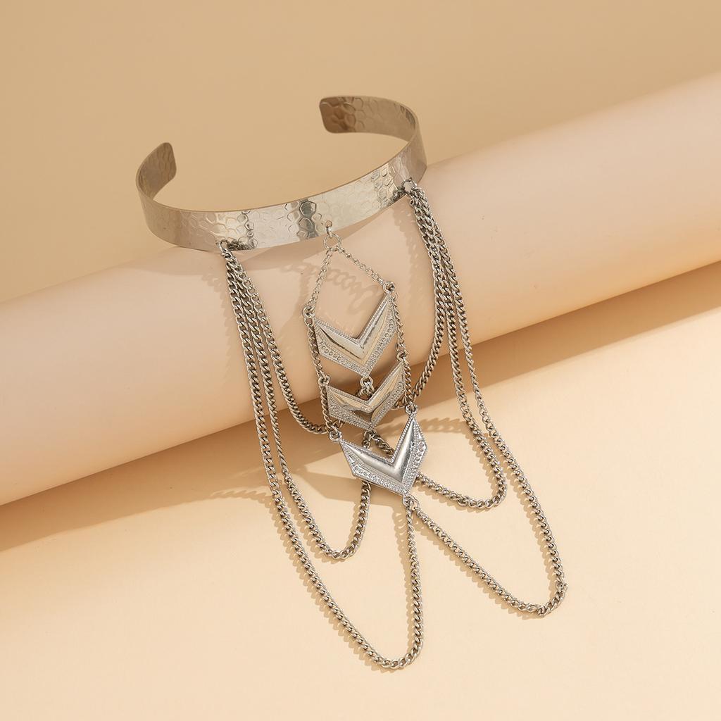 Ethnic Style Arrow Fringed Arm Bracelet Female, Simple Sweet and Cool Beach Vacation Chain Open Hand Jewelry