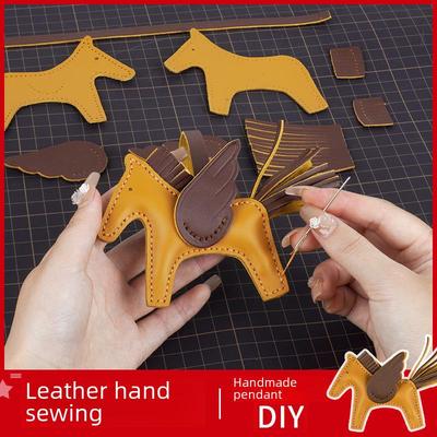 Handmade Genuine Leather Pegasus Keychain for Women – Cute Car Accessory