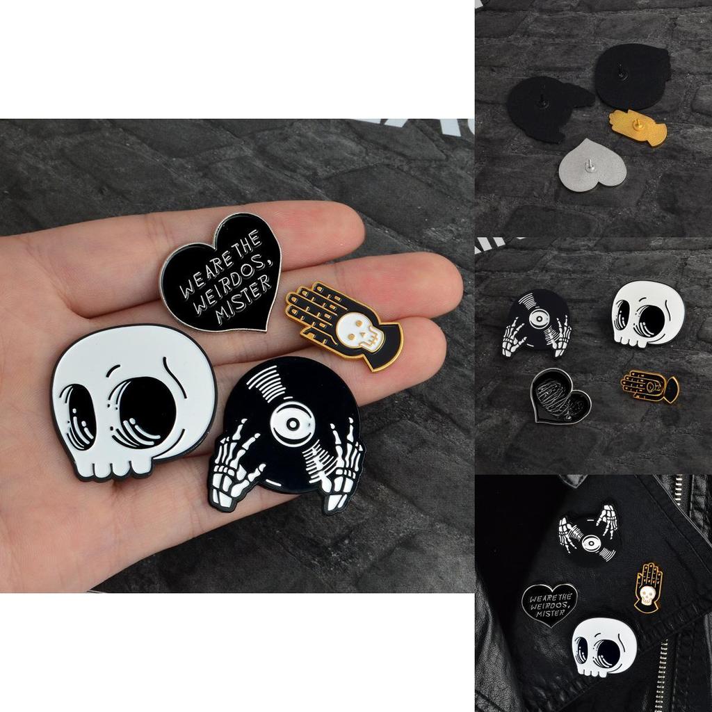 Creative Halloween Skull Brooch For Men And Women Unique Alloy Skeleton Pin Accessory
