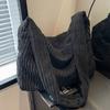Fashion underarm large-capacity bag women's new winter corduroy butote bag commuter versatile casual shoulder bag