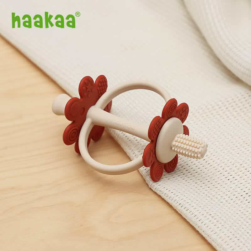 Haakaa Silicone Flower Teether Bracelet