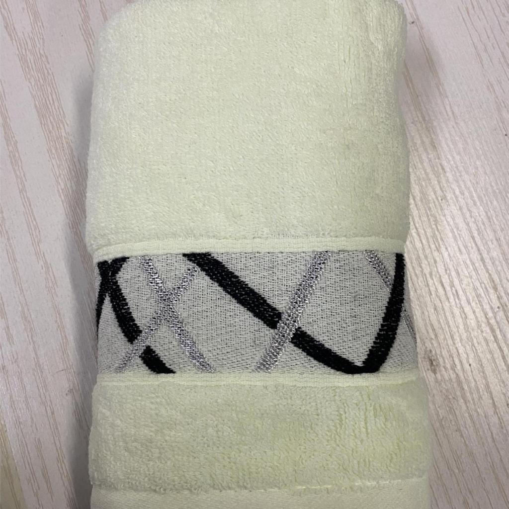 New Cotton Large Bath Towel for Men and Women Soft Absorbent Bath for Household Use, Couple Adult Wrap Towel Thickened Adult Beach Towel