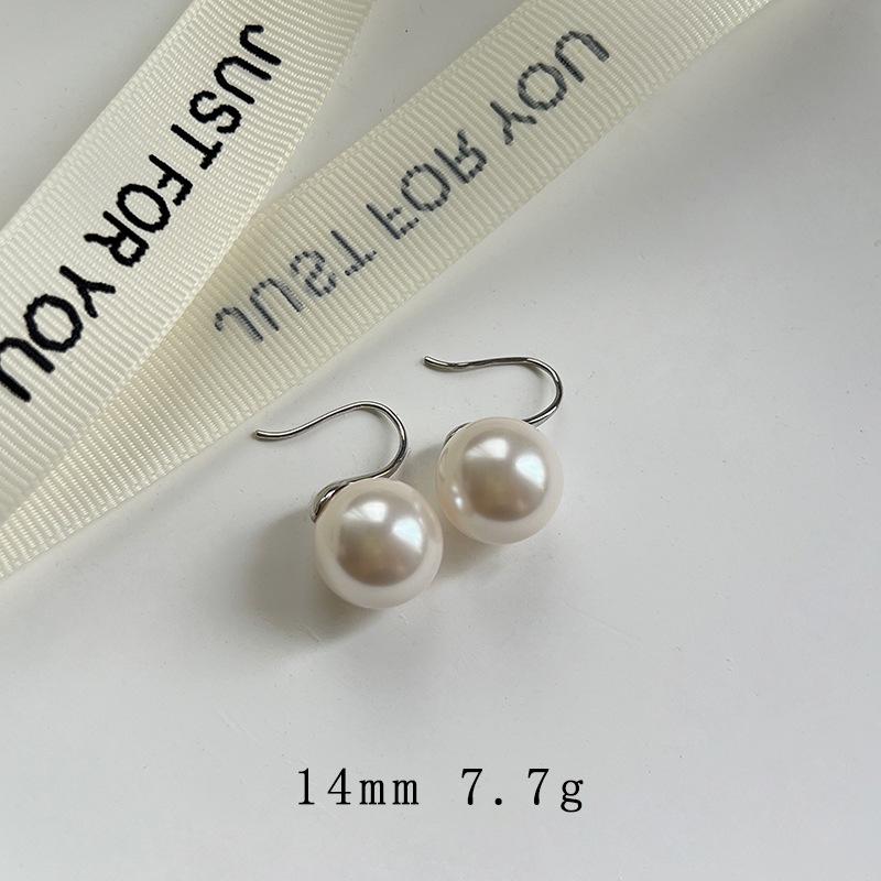 Pearl earrings women's niche unique earrings new earrings fashion commuter ear hooks high-end temperament earrings
