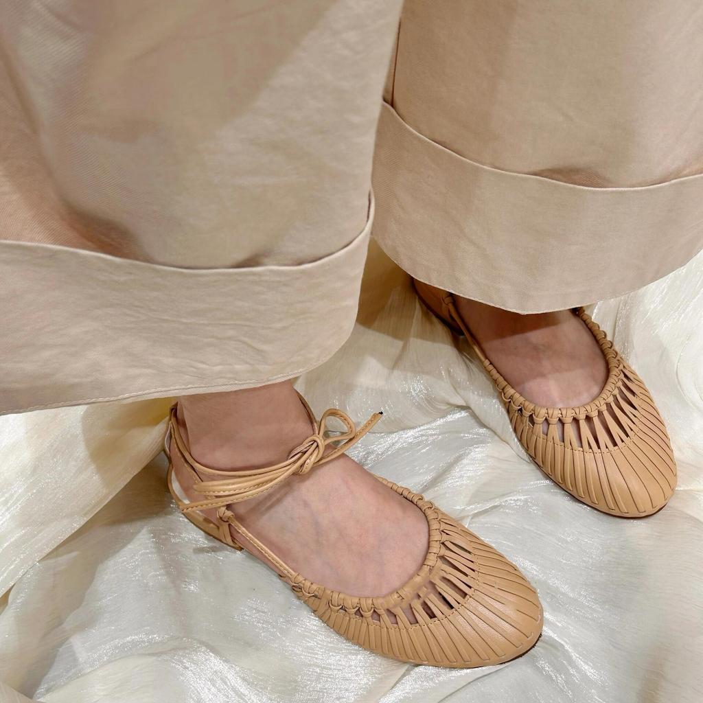 Version peau de mouton~ Niche française tissée ajourée sac à bandoulière sandales tête sandales à talon bas avec jupe vacances sandales romaines