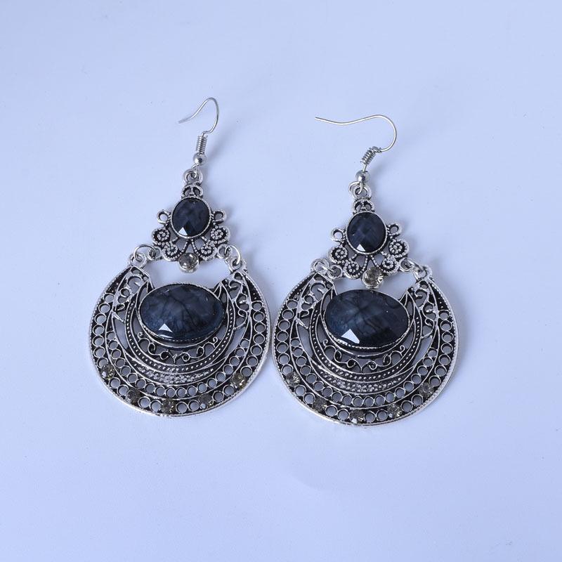 European  American Bohemian Gemstone Pendant Earrings with Retro Hollow Carving