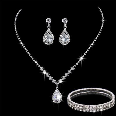 Bridal Wedding Accessories Simple and Stylish Water Drop Crystal Necklace Earrings Bracelet Set Banquet Accessories