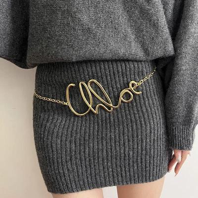 2025 Retro Gold Letter Taillenkette für Damen: Hochwertiger Metallgürtel für Röcke und Hosen