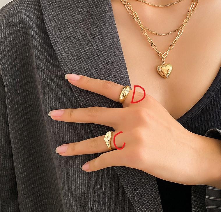French Light Luxury Heart-Shaped Stacked Chain Temperament Love Necklace Women S Niche Neck Chain Collarbone Chain Ring Set
