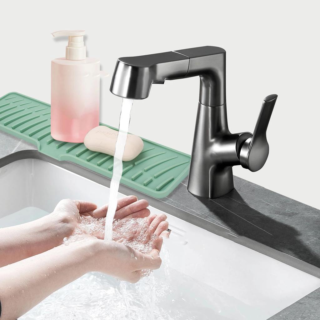 Kitchen Sink Splash Guard-Silicone Draining Mat Around Tap Draining Pad Behind Faucet with Lip Drip Catcher Sink Protector Mat