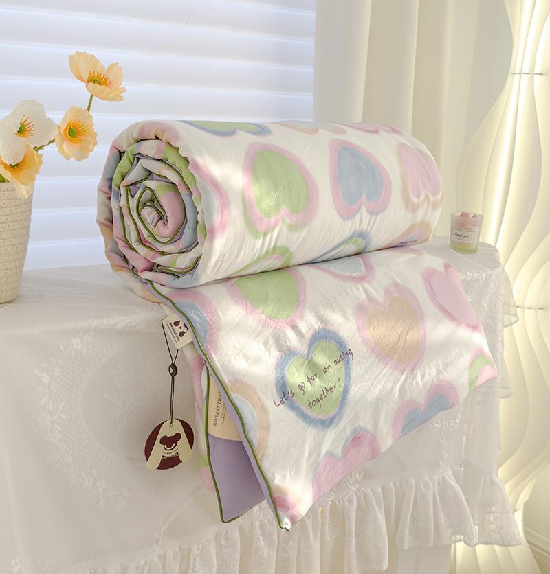 Queen Size Washed Double Gauze Summer Quilt Lightweight Comforter Soft Breathable Soya Fibre Filling Blanket for Spring