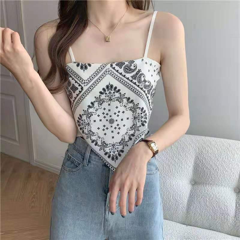 Süß und würzig Schöner Rücken Bauchtasche Typ Cashew Blume Halfter Design Sinn Gestrickte Außen Tragen Weste Weibliche Sommer Kurze Top