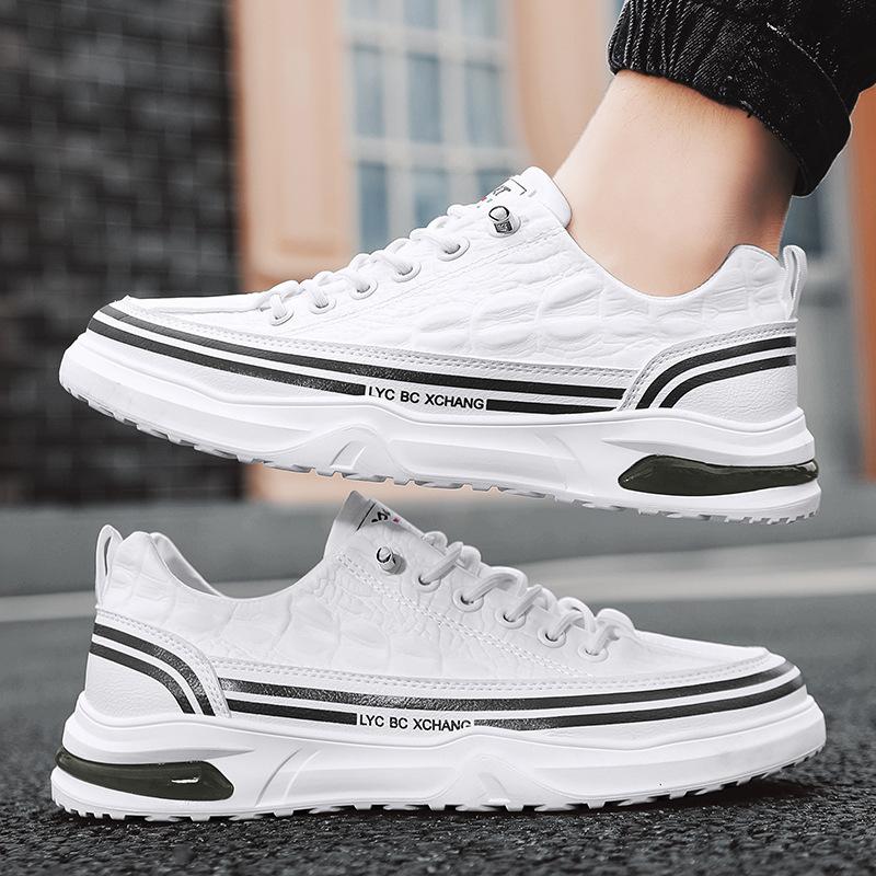 Spring and Autumn 2024 New Men's High Top Sports Board Shoes Lightweight and Comfortable Outdoor Leisure Running Shoes Sneakers