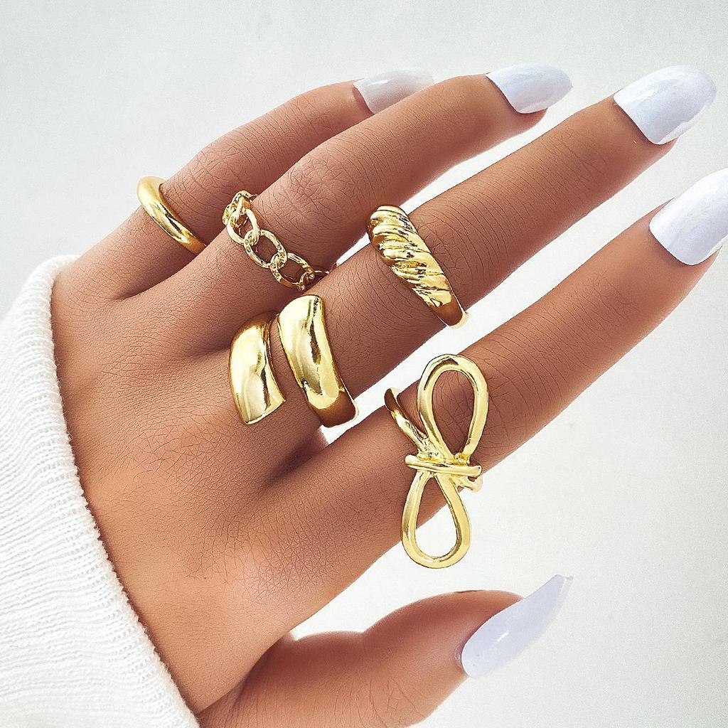 15-Piece Eco-Friendly Gold Lava Line Water Drop Ring Set