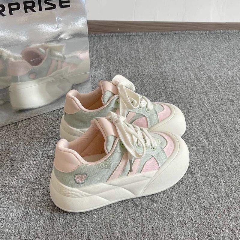 High-value platform white shoes women's new casual board shoes trendy versatile niche bread shoes