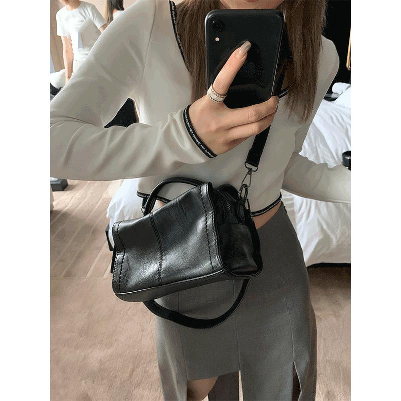 

Women s High-End Black Square Shoulder & Crossbody Bag - Autumn/Winter 2022 Korean Trend чёрный