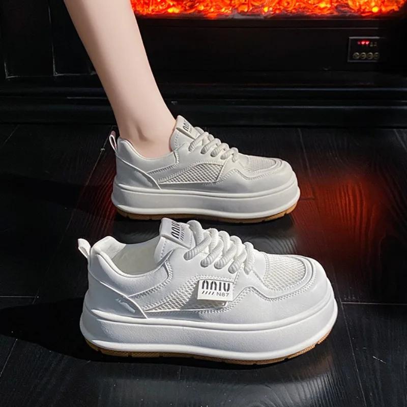 Women's White Shoes Autumn New Korean Version Student Thick Sole Breath Comfort Board Shoes Lace Up Casual ladies Sports Shoes