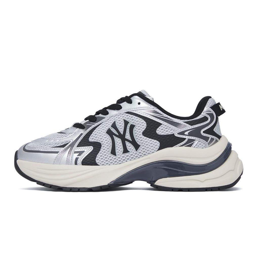 MLB New York Yankees Slip Resistant Abrasion Resistant Low top Running Shoes Unisex Black Gray Silver 3ARNSPL4N-50SIS(Team80BOX)