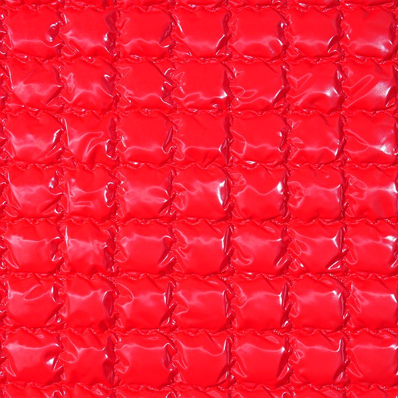 Nouă Geantă de Depozitare și Machiaj din Poliester Matlasat Impermeabil, Grosime 4cm, Embosată Ultrasonic