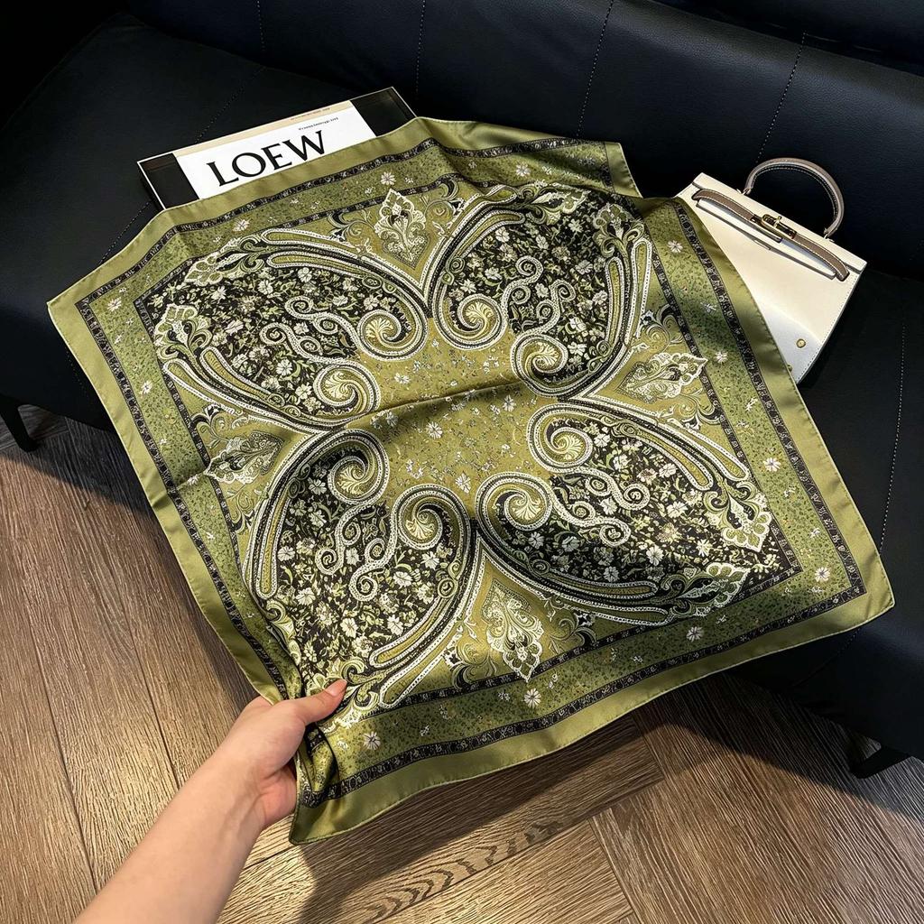 New silk satin 71 * 71 square scarf versatile foreign style simulation silk scarf middle-aged and elderly decorative scarf neck protection silk scarf