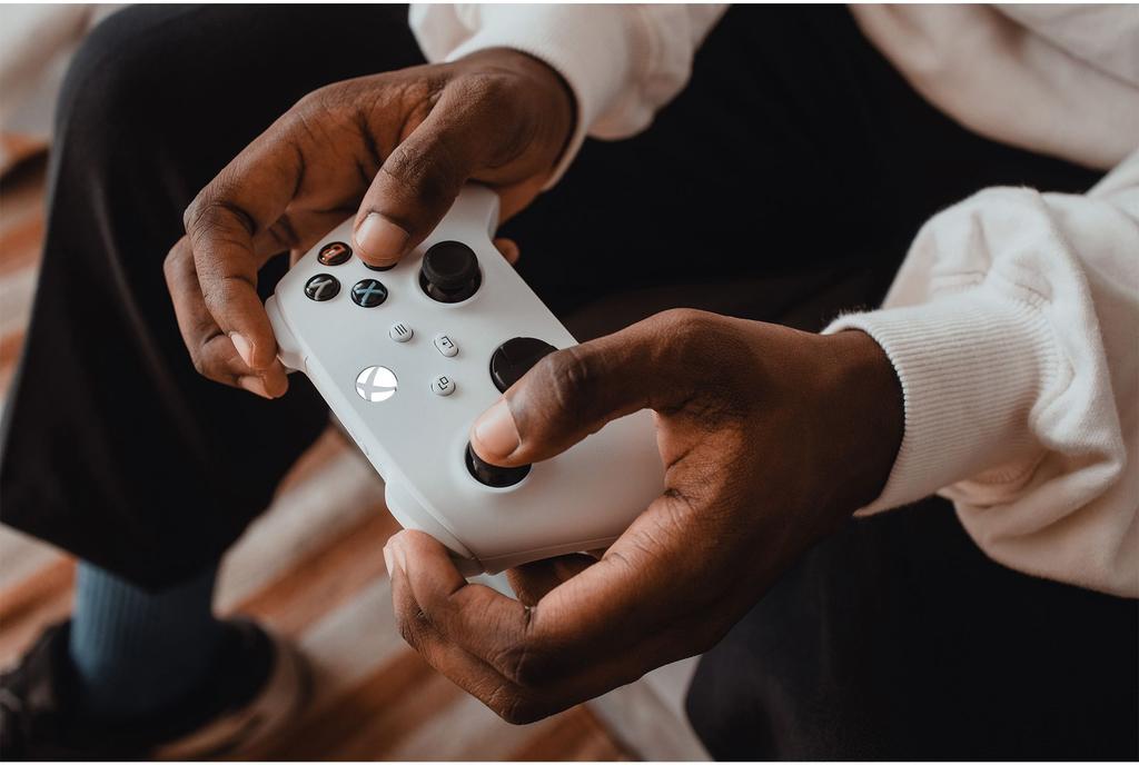Xbox Wireless Controller Robot White