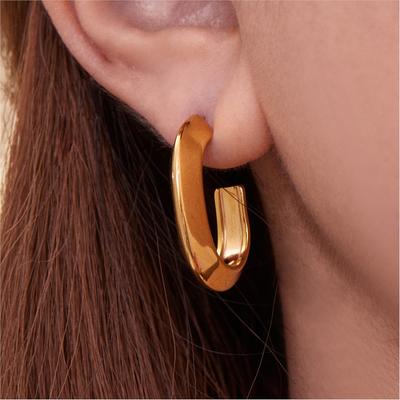 Minimalistische C-förmige Ohrstecker aus Edelstahl 18 Karat vergoldet zweifarbig Creolen Ohrstecker zierlicher Schmuck für Frauen