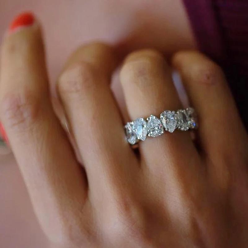 Huitan Luxury Trendy Pear Cubic Zirconia Rings for Women Wedding Band Eternity Accessories Engagement Party Statement Jewelry