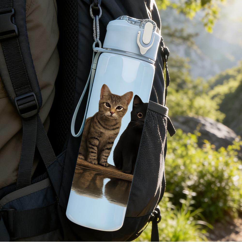 1PC Three Cats Wooden Platform Portrait 750ml Color Plastic Sports Water Bottle Leakproof Flip Straw Lid Suitable for Sports Office Home Use