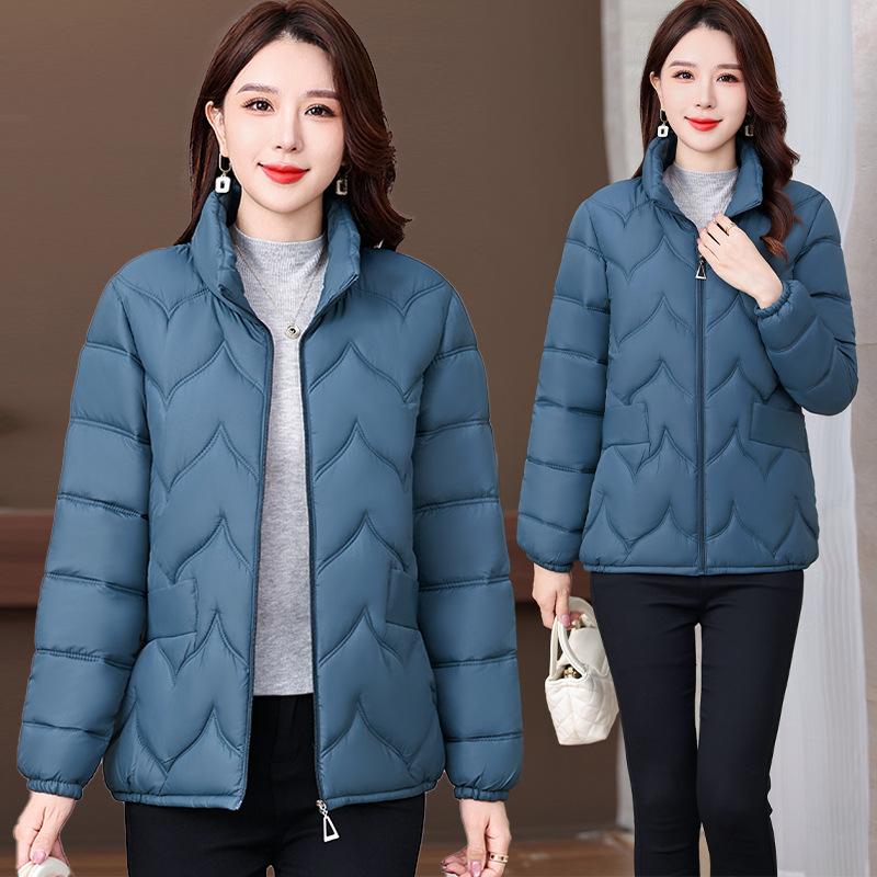 Cotton Jacket Women's Cotton Jacket Women's 2025 New Out-of-season Winter Jacket Women's Short Slim and Light Padded Jacket