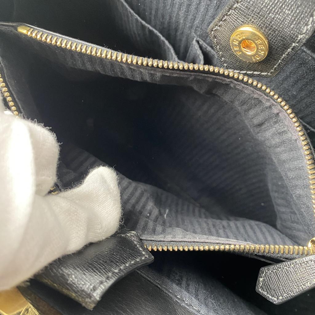 Used FENDIShoulder Bag Black Leather Women