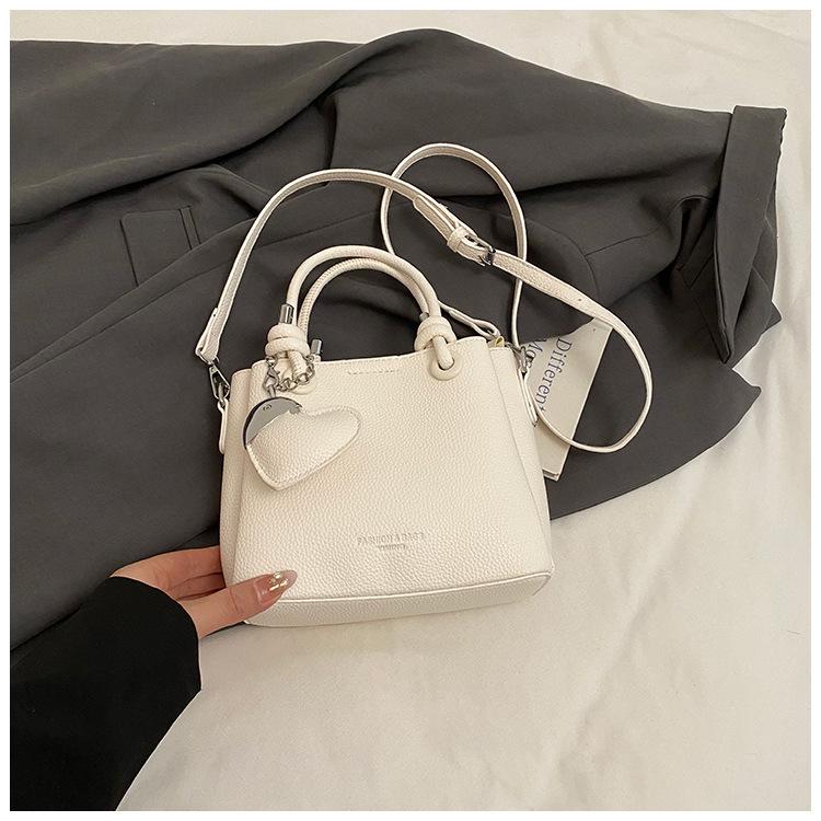 Simple and Versatile Fashion Portable Vegetable Basket Bag Women's 2025 Spring and Summer New Simple and Advanced Shoulder Messenger Bag