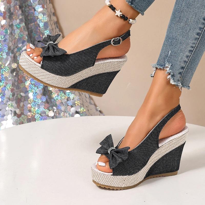 Vintage Rivet Decor Wedge Sandals Women Summer High Heels Platform Sandals Ankle Buckle Beach Shoes