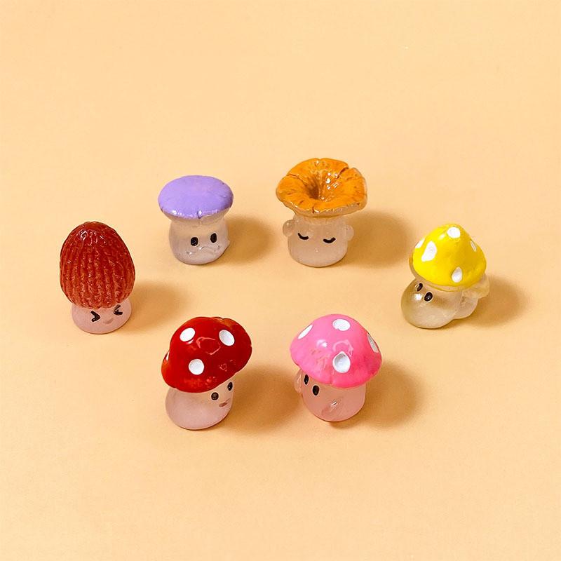 

30-54 шт. миниатюрные грибы светятся ночью сказочное украшение сада 6 типов грибные фигурки из смолы домашний декор настольные аксессуары 54Pcs