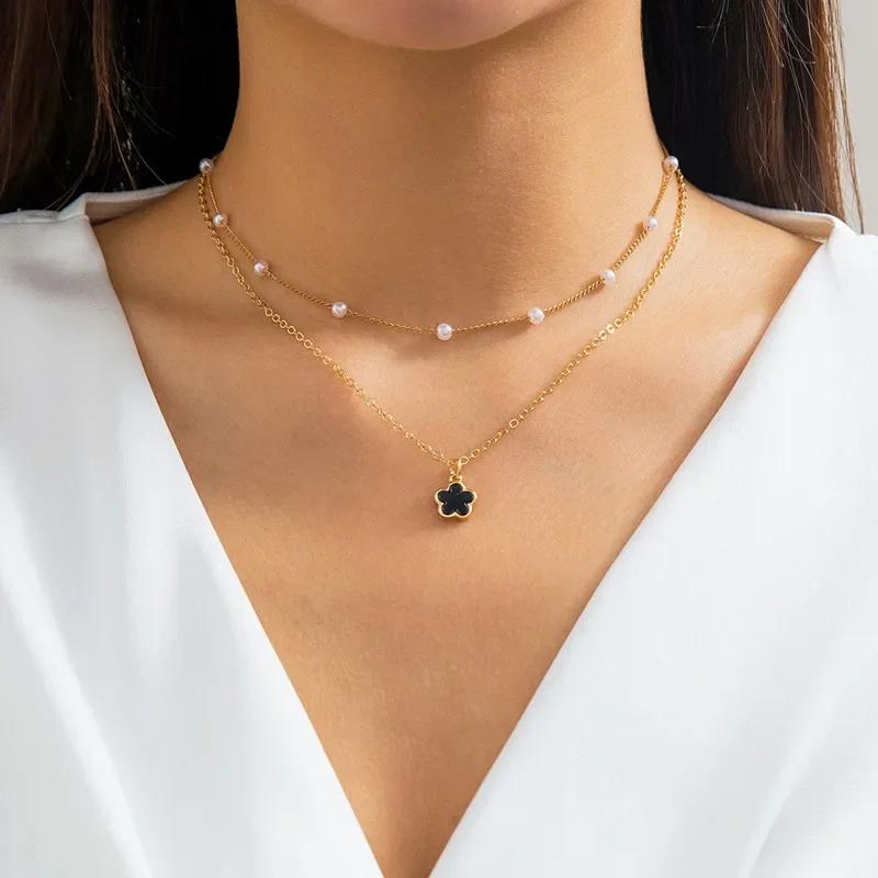 Stereoscopic Stainless Steel Will Not Fade Small Peach Heart Golden Necklace for Women Love Heart Pendant Collarbone Chain Gift